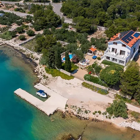 Luxury Bella Vista With Swimming Pool Betina (Sibenik-Knin)