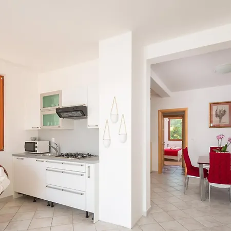 Luxury Bella Vista With Swimming Pool Villa *