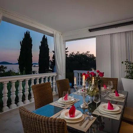 Villa Luxury Bella Vista With Swimming Pool Betina (Sibenik-Knin)