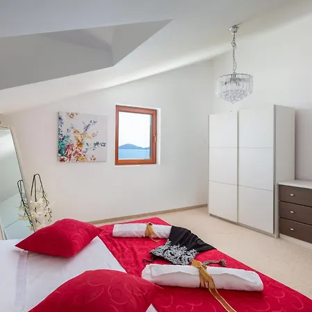 Villa Luxury Bella Vista With Swimming Pool Betina (Sibenik-Knin)