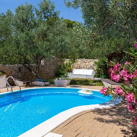 Luxury Bella Vista With Swimming Pool * Betina (Sibenik-Knin)