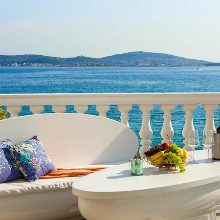 Luxury Bella Vista With Swimming Pool Вилла