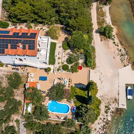 Luxury Bella Vista With Swimming Pool