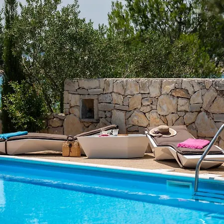 Luxury Bella Vista With Swimming Pool Вилла Бетина