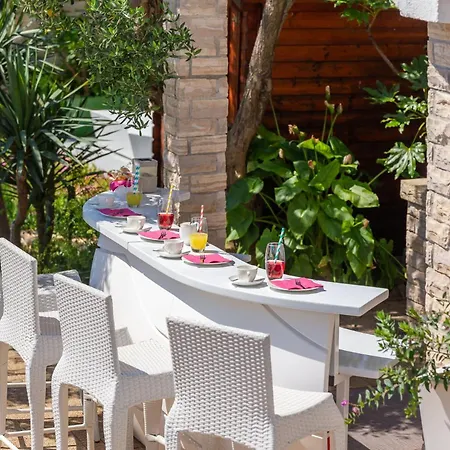 Luxury Bella Vista With Swimming Pool Villa *