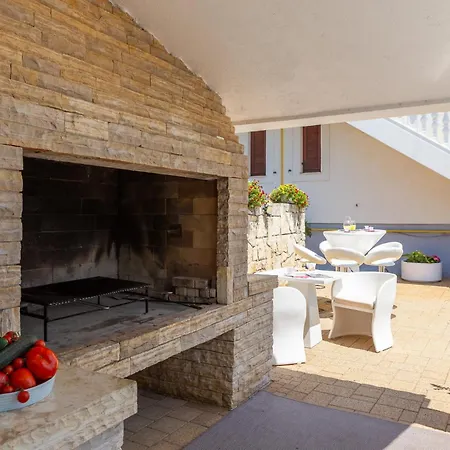 Luxury Bella Vista With Swimming Pool *