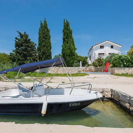 Luxury Bella Vista With Swimming Pool Вилла *