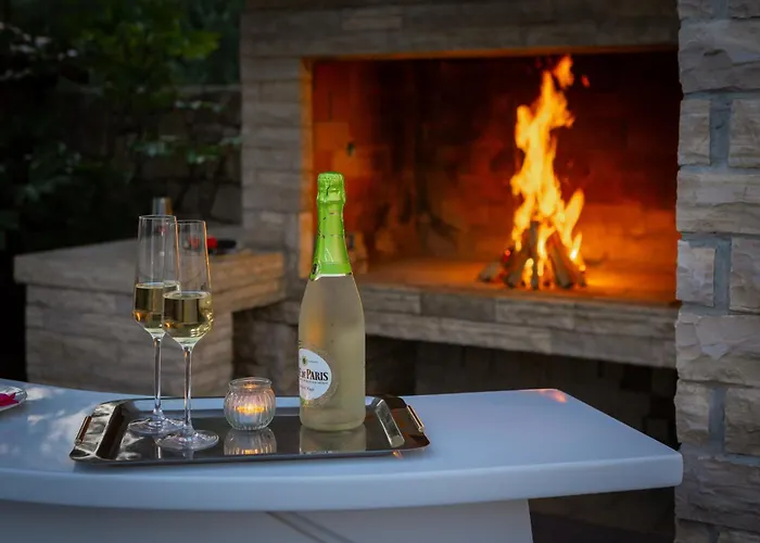 Luxury Bella Vista With Swimming Pool *