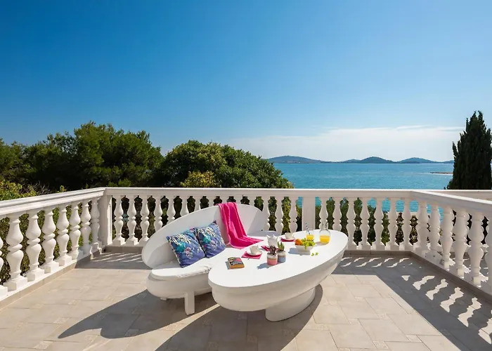 Villa Luxury Bella Vista With Swimming Pool