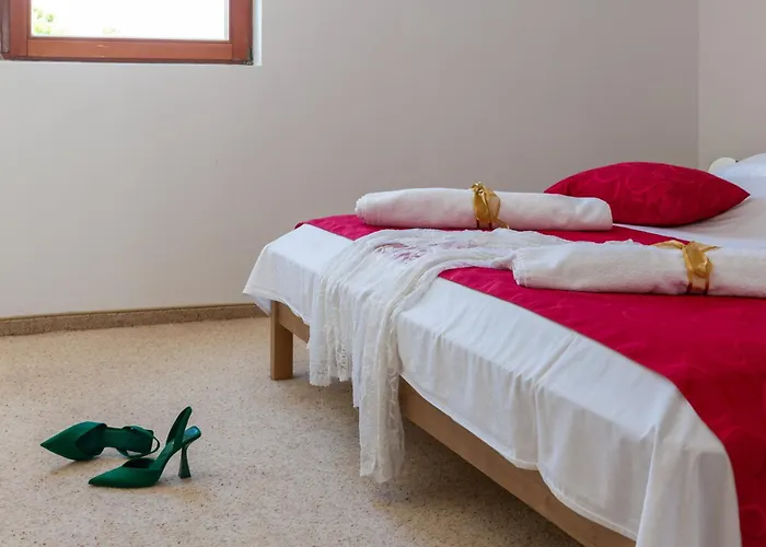 Luxury Bella Vista With Swimming Pool * Betina (Sibenik-Knin)