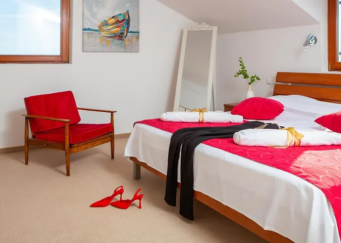 ヴィラ Luxury Bella Vista With Swimming Pool