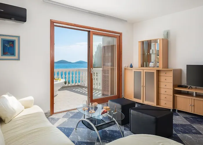 Luxury Bella Vista With Swimming Pool ヴィラ ベティナ