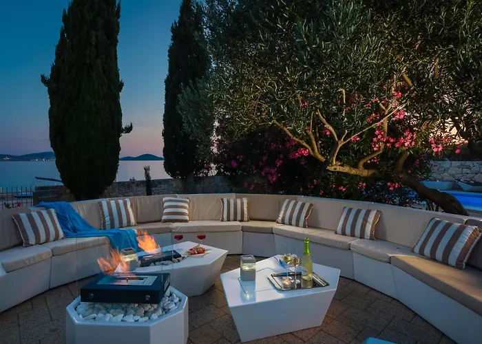 Luxury Bella Vista With Swimming Pool