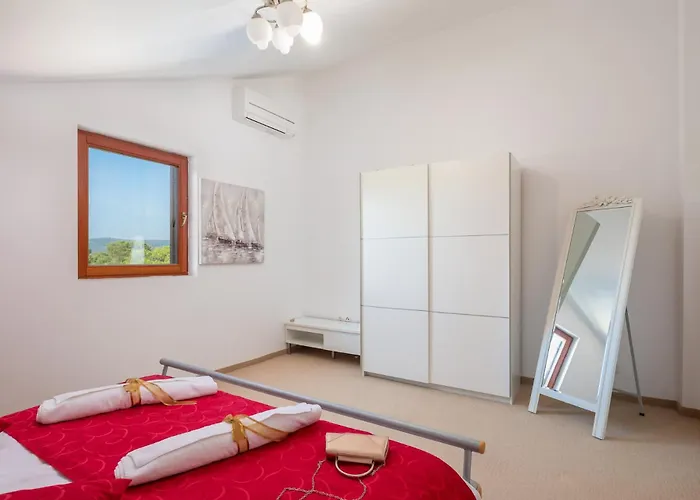 Luxury Bella Vista With Swimming Pool *