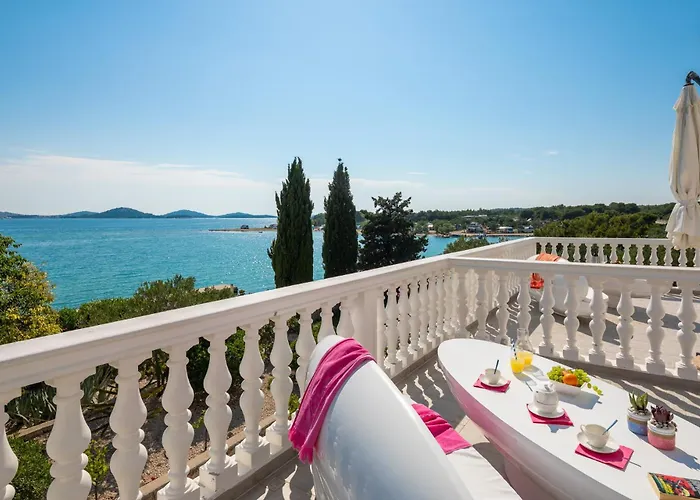 Luxury Bella Vista With Swimming Pool * Betina (Sibenik-Knin)