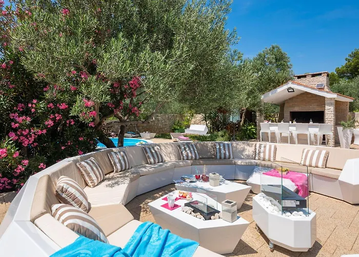 Luxury Bella Vista With Swimming Pool * Betina (Sibenik-Knin)