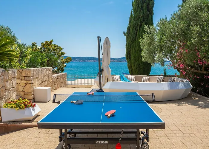 Luxury Bella Vista With Swimming Pool ヴィラ ベティナ