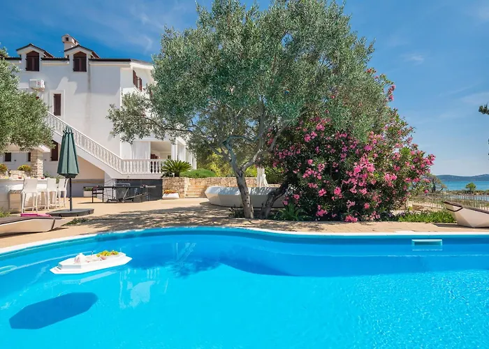 Villa Luxury Bella Vista With Swimming Pool *