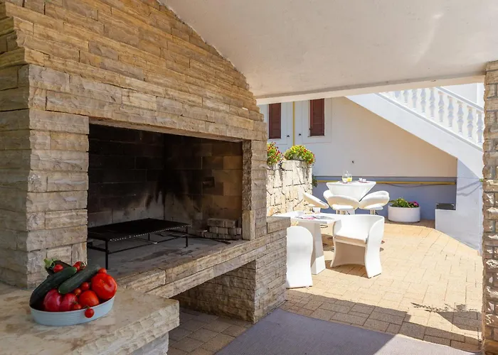 Luxury Bella Vista With Swimming Pool *