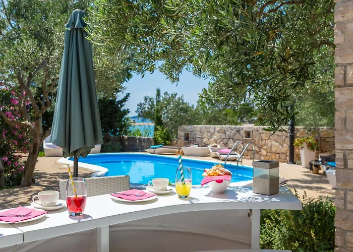 Luxury Bella Vista With Swimming Pool ヴィラ ベティナ