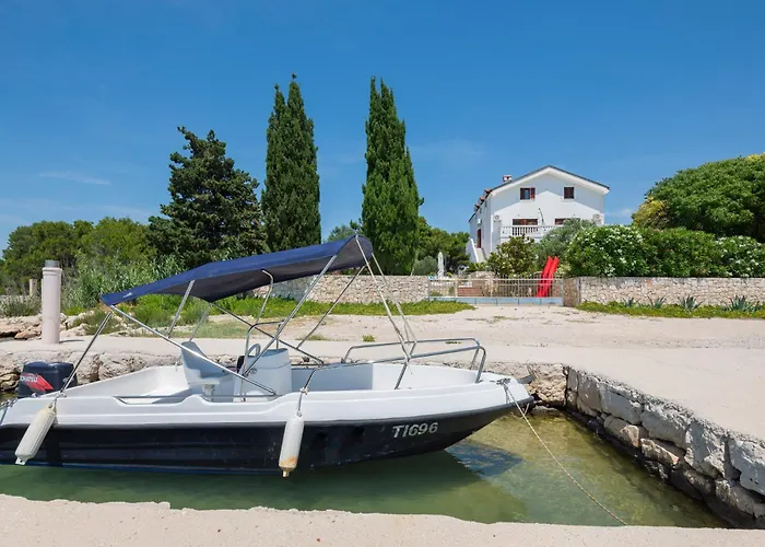 Luxury Bella Vista With Swimming Pool ヴィラ *